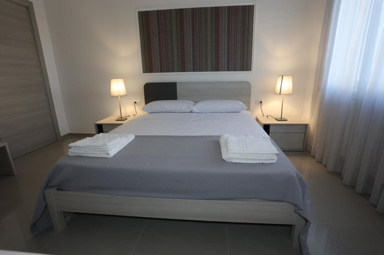 Civico 49 Bed&Breakfast Лече Екстериор снимка